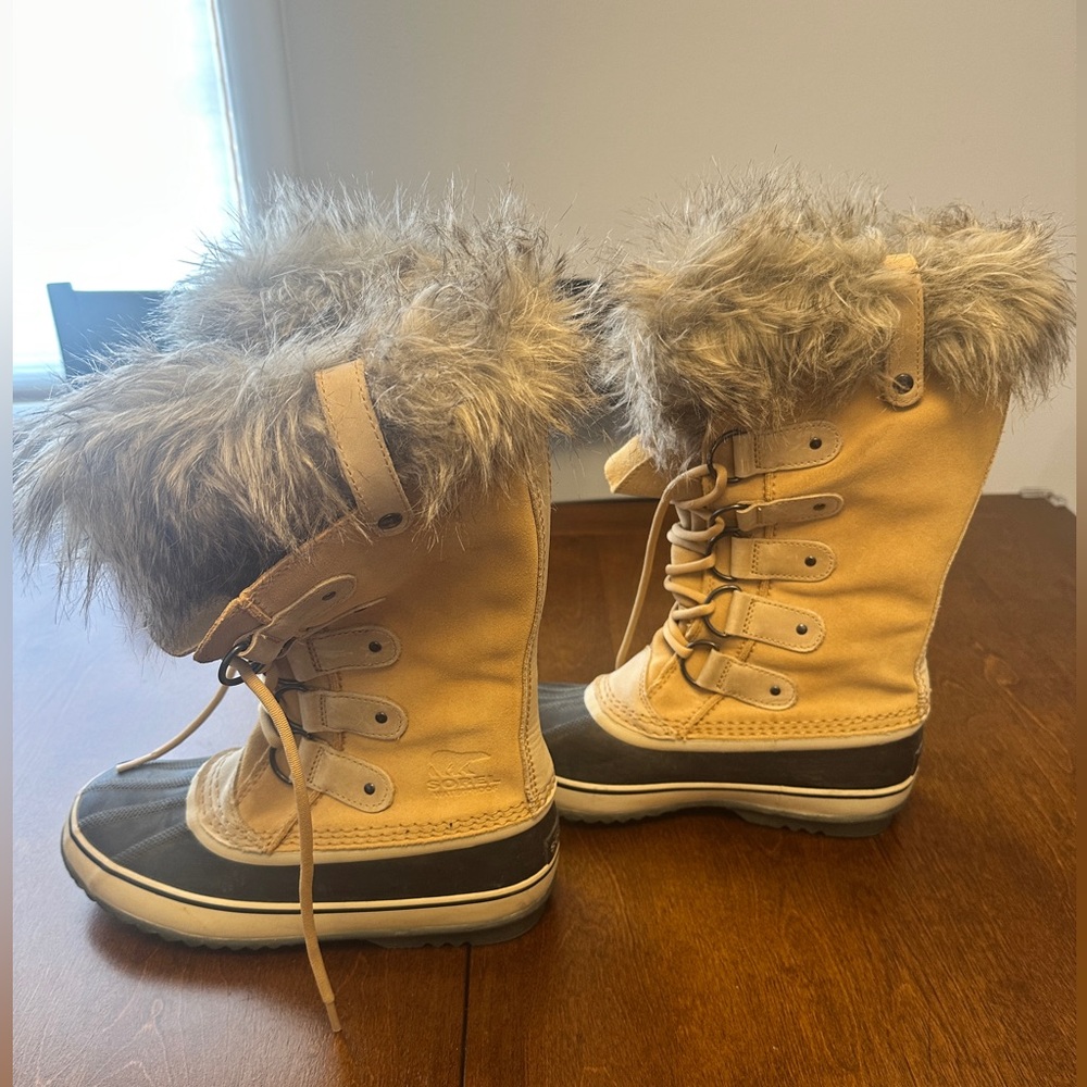 Sorel Tan and Brown Winter Boots - Sorel Joan of Arctic Boots